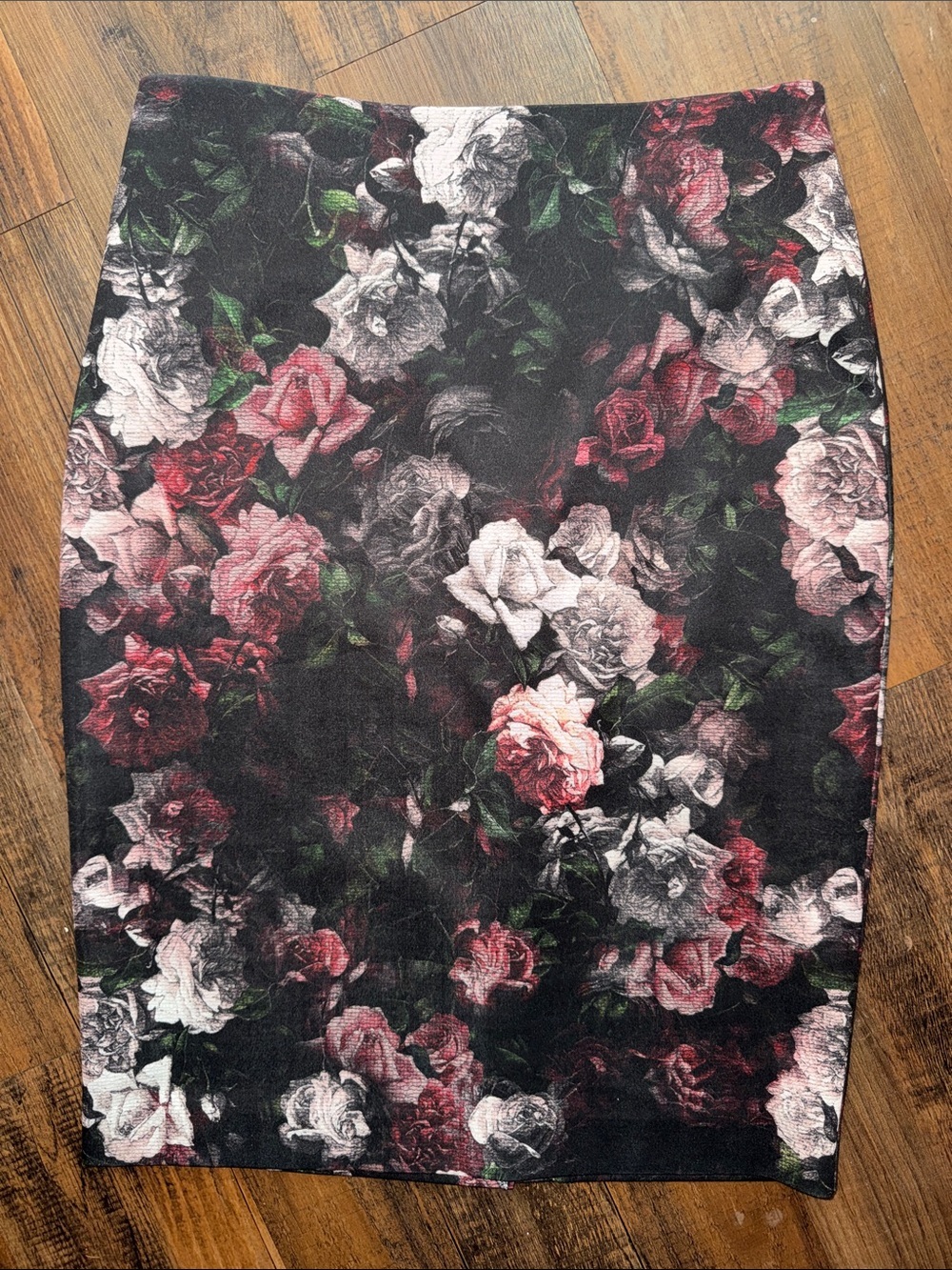 Joseph Ribkoff Black Floral stretch Pencil Skirt with Pink and White Roses